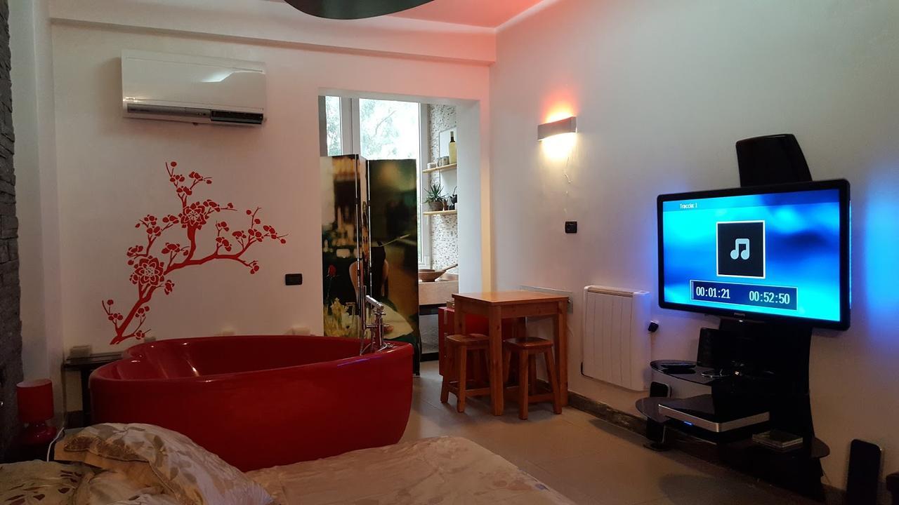 Micro Suite Inside15 Ferrara Ngoại thất bức ảnh